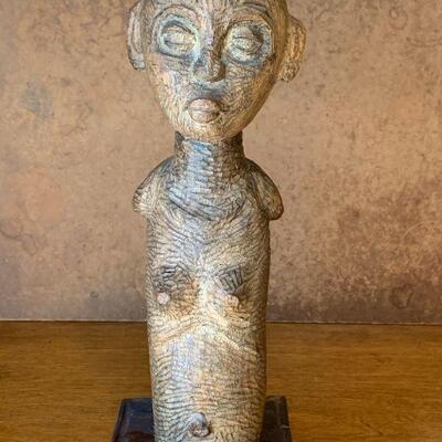LOT 260 AFRICAN WOOD CARVING WOMAN'S TORSO