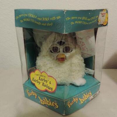VINTAGE FURBYS