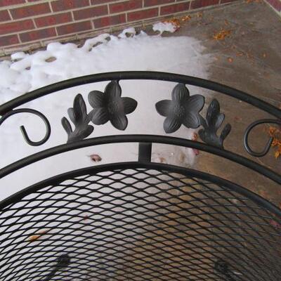 LOT 79  ROUND IRON PATIO TABLE W/2 MATCHING CHAIRS