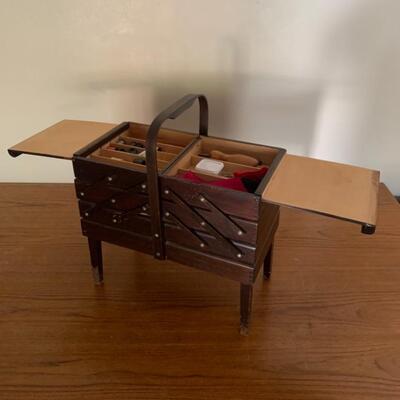 Lot 99 - Vintage Accordion Sewing Box