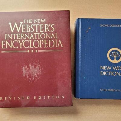 Lot #47: Vintage Encyclopedia and Dictionary Home School Bundle ðŸ« 