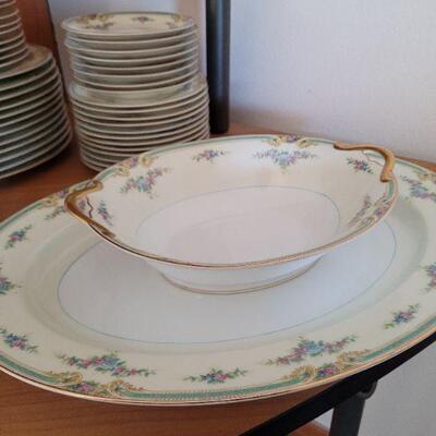 Lot #56: Vintage NORITAKE Plaza Fine China Set