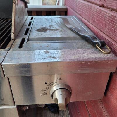 Lot #88: Outdoor Grill by KITCHENAID 