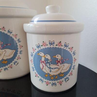 Lot #94: Vintage Set of (3) RIBBON GEESE Kitchen Canisters