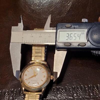 Lot #97: Vintage 36.5mm BENRUS 10K Gold Filled Self Winding Automatic Watch TESTED A+