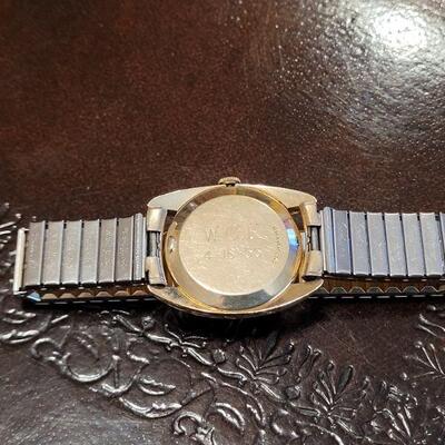 Lot #98: Vintage 31.5mm 1950's LONGINES 14k SOLID GOLD Case Manual Wind Dress Watch - Requires Service 