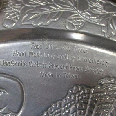 Lot 105 - Large Turkey Platter 