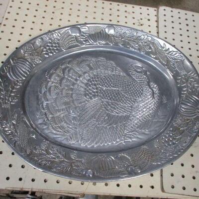Lot 105 - Large Turkey Platter 