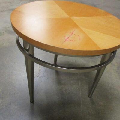 Lot 107 - Art Deco Round Table 