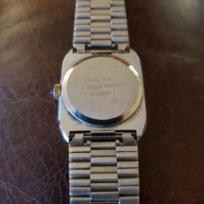 Lot 102: Vintage Dufonte Watch - Needs Battery
