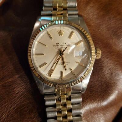 Lot 117: Vintage 1970's/80's ROLEX Automatic Oyster Perpetual DATEJUST w/ 14k Gold Fluted Bezel & Original JUBILEE Bracelet...