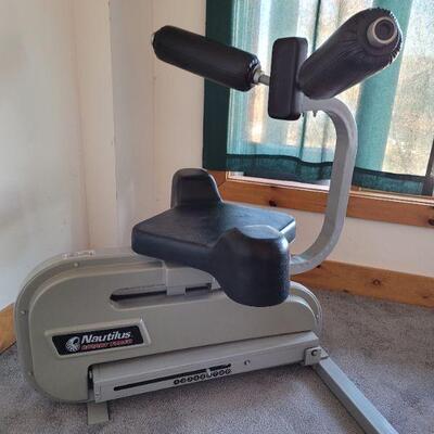 Lot #121: Vintage NAUTILUS Rotary Torso Exercise Machine