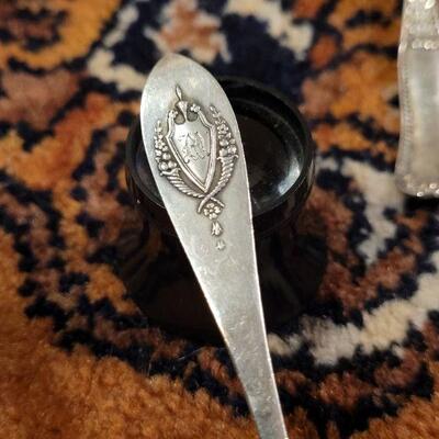 Lot #149: (4) Antique/Vintage Sterling Silver Spoons and Jam Knife