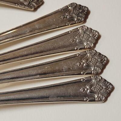 Lot #159: Assorted Vintage Silverplated Flatware (39 pics total)