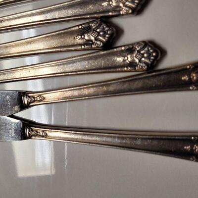 Lot #159: Assorted Vintage Silverplated Flatware (39 pics total)
