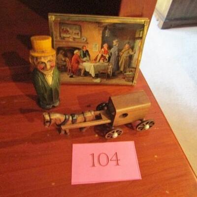 LOT 104  COLLECTIBLES