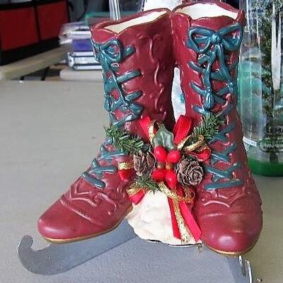 Music Box, ice skate