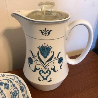 Mixed Blue Floral Japanese Serving Lot - Noritake China (36)