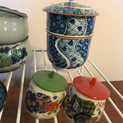 Vintage Miscellaneous Lot of Japanese Decor (50)