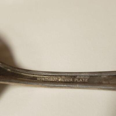 Lot 162: Silverplate Salt & Pepper and Serving Spoon