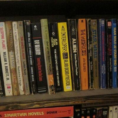 TONS of SciFi books
