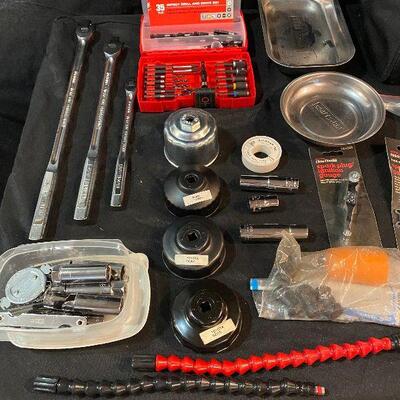 Lot 19 - Car Tools and Accessories (Craftsman oil filter wrench, Milwalkee Impact Drill & Driver set and much more!)