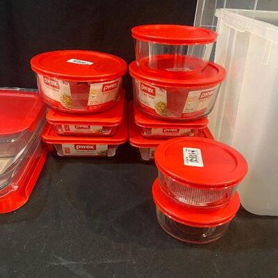 Lot 41 - New Glass Pyrex Storage Bowls and Cookware