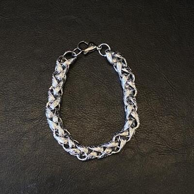 9” Fashion Silver Tone Twisted Link Bracelet 
