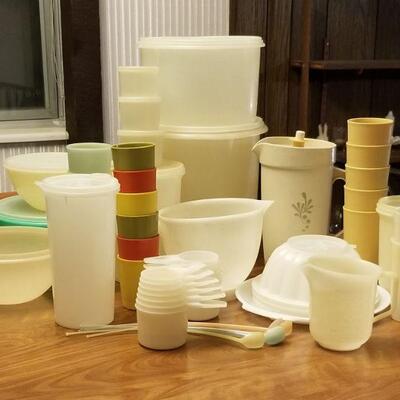 Tupperware Galore