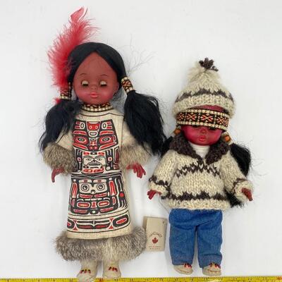 A SET OF NATIVE AMERICAN BOMA DOLLS
