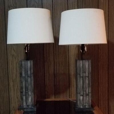 Twin lamps