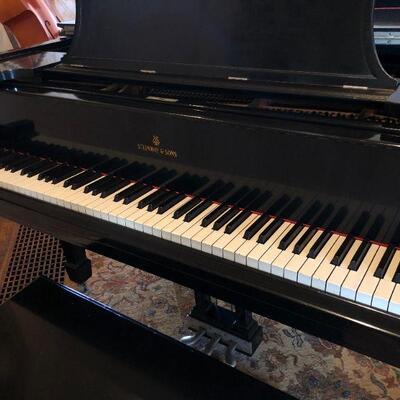 Steinway Beautiful 1927 Parlor Grand Piano in Great Playing Condition