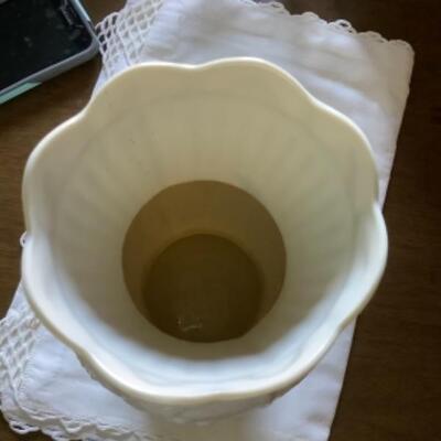 BELLEEK STUNNING VASE