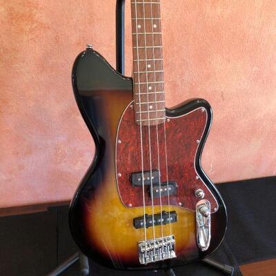 Ibanez Electric TMB100 Electric Bass Guitar in Like New Condition with Stand