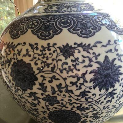 Antique Chinese Qianlong Blue and White Porcelain Vase