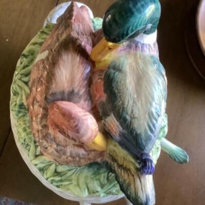ITALY DUCK TUREEN ON BASKET 3pc