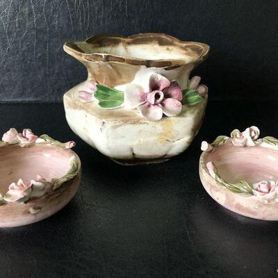 O4: Capodimonte Porcelain Jar and Trinket Bowls