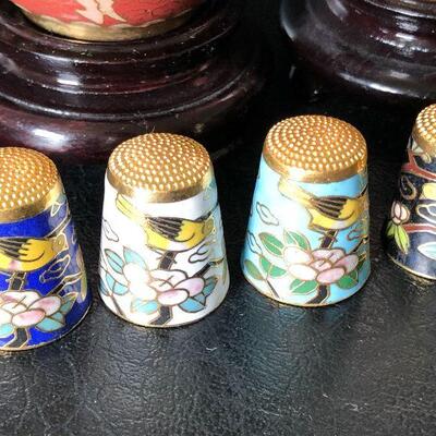O6: Cloisonne Thimbles and Jars 