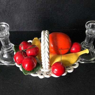 O30: Capodimonte Basket of Fruit 