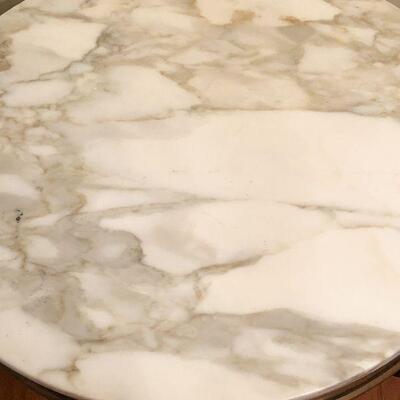 D47: Round Marble Top Table