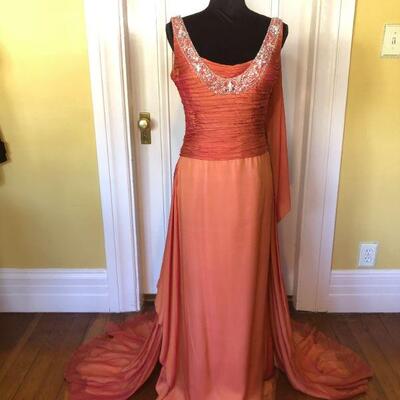 Stephen Yearick Couture Silk Gown in Beautiful Peach Color Size 10