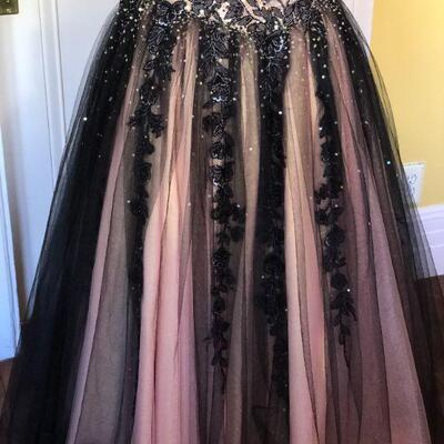 Stephen Yearick Couture Beaded Ball Gown in Pink and Black Size 10