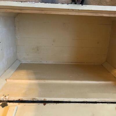 Vintage Wood Storage Chest With Middle Shelf (78)