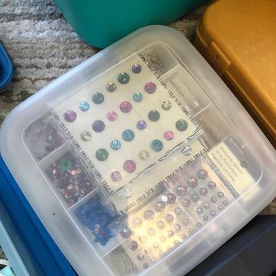 Vintage Mix Group of Sewing Items, Buttons, Thread, Tools, Lace, Containers (80)