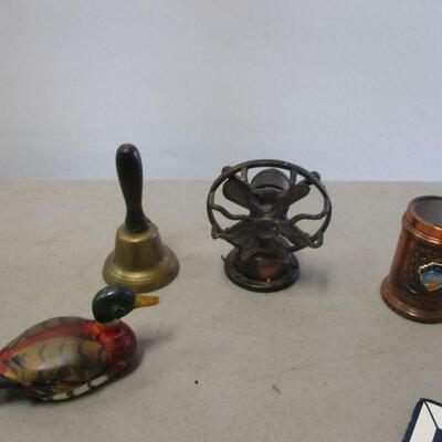 Lot 133 - Miniature Items - Pencil Sharpener & Figures