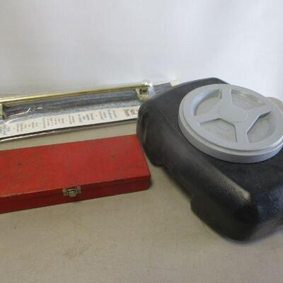 Lot 145 - Plastic Oil Drain - Socket Set - Towel Holder