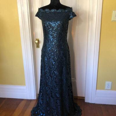 Tadashi Shoji Dark Blue Lace Off Shoulder Sleeve Gown Size 8