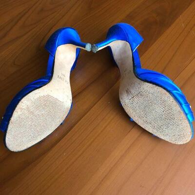 Beautiful Glint Blue Heels with White Crystals in Size 9 M