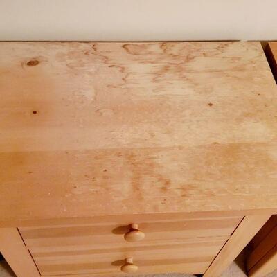 BROYHILL SIDE TABLES - TOP SIDE DAMAGE 