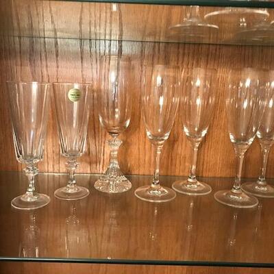 Vintage Clear Glass Champagne Flutes (97)